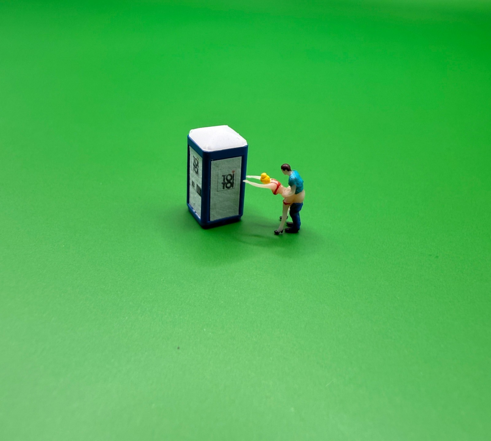 / PAINTED / N Gauge Sexy Scene V3N Liebespar LOO 1/160 Figures Diorama Model Railway