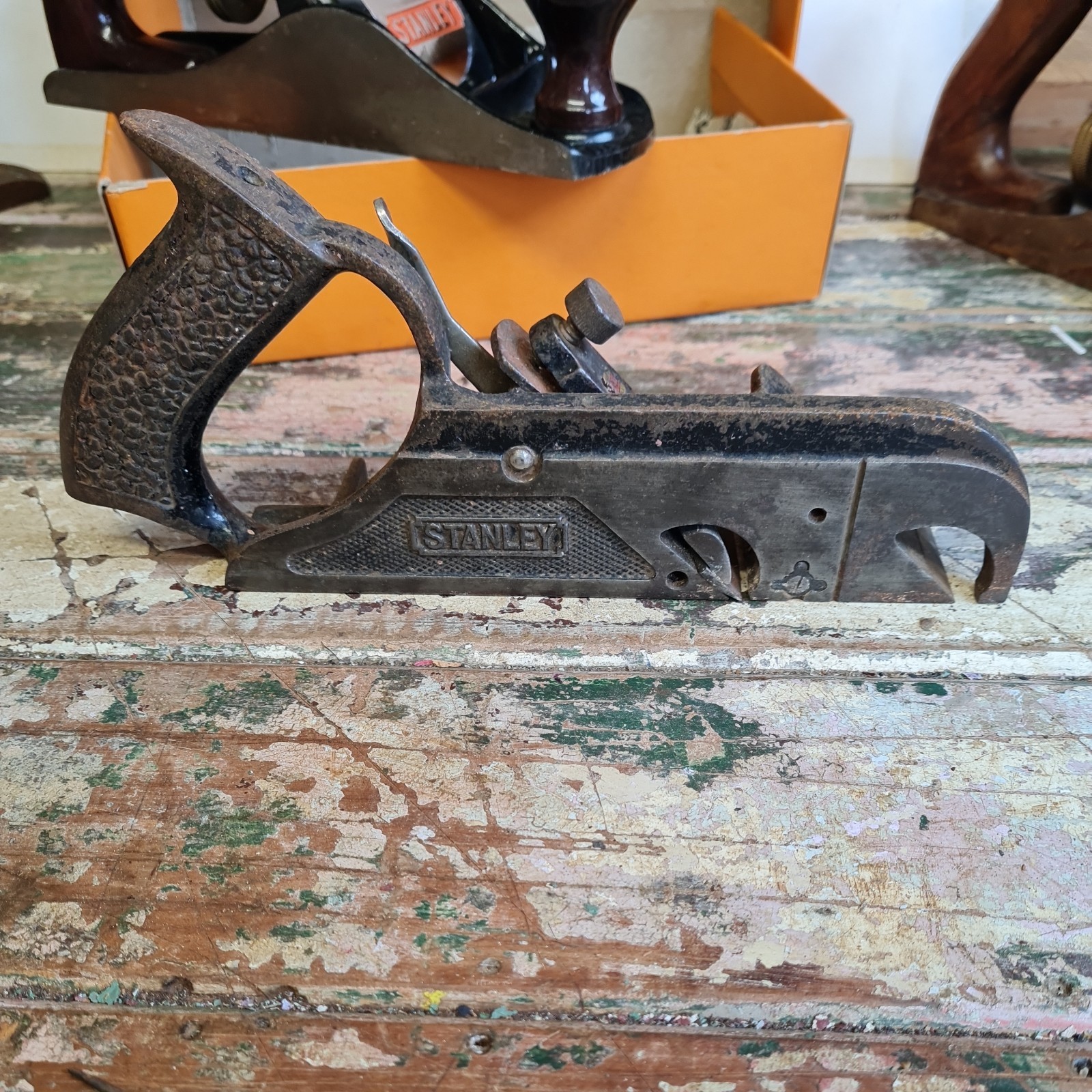 Job Lot 2 (x6 ) of woodworking Carpentry Planes stanley & record workshop