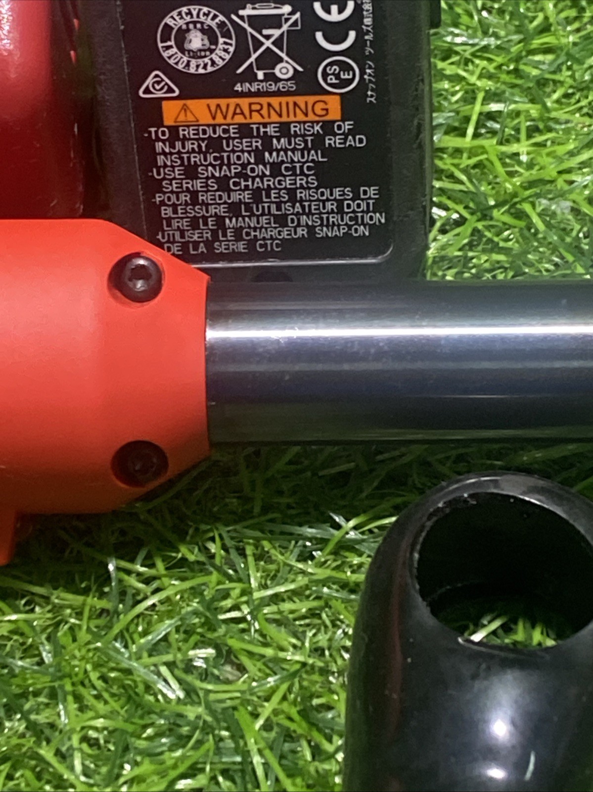 Snap-On 1/4" Cordless Long-Neck Ratchet - 14.4v - CTR817, Charger & Battery Mint