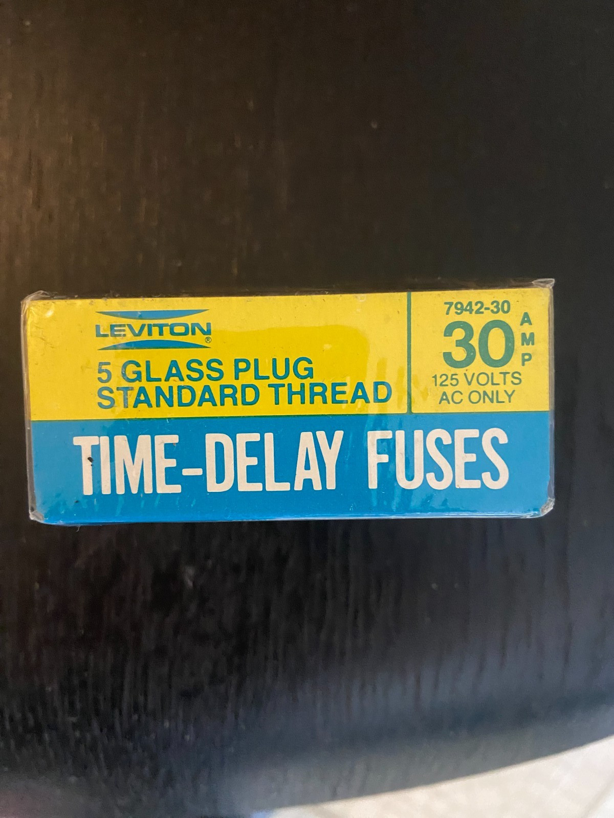 Leviton - 30 Amp Glass Plug Time Delay Fuses - Package of 5 - New/Unopened Box