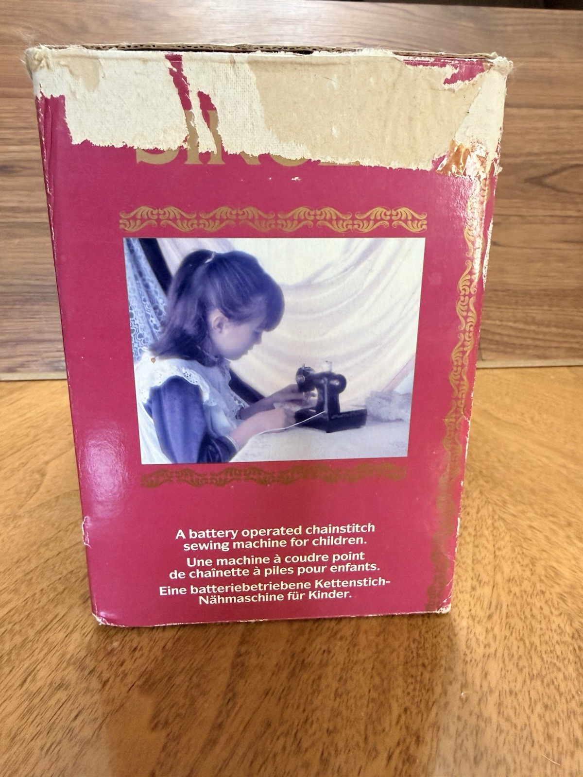 Singer Toy Child Sewing Machine Foot Pedal Black Gold W Box Works Vintage