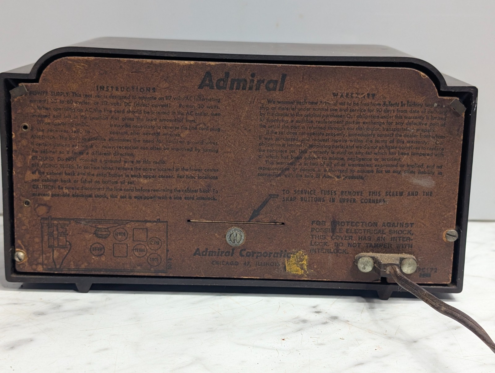 Vintage 1950's Admital MCM AM Radio Table Top 5G32N Model #