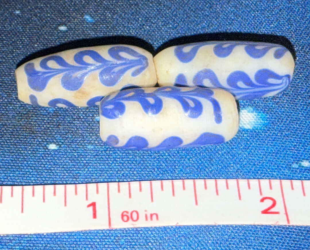 (1) EARLY Huron Indian "Blanket" bead or Blue Delft Trade Bead Early Trade Bead