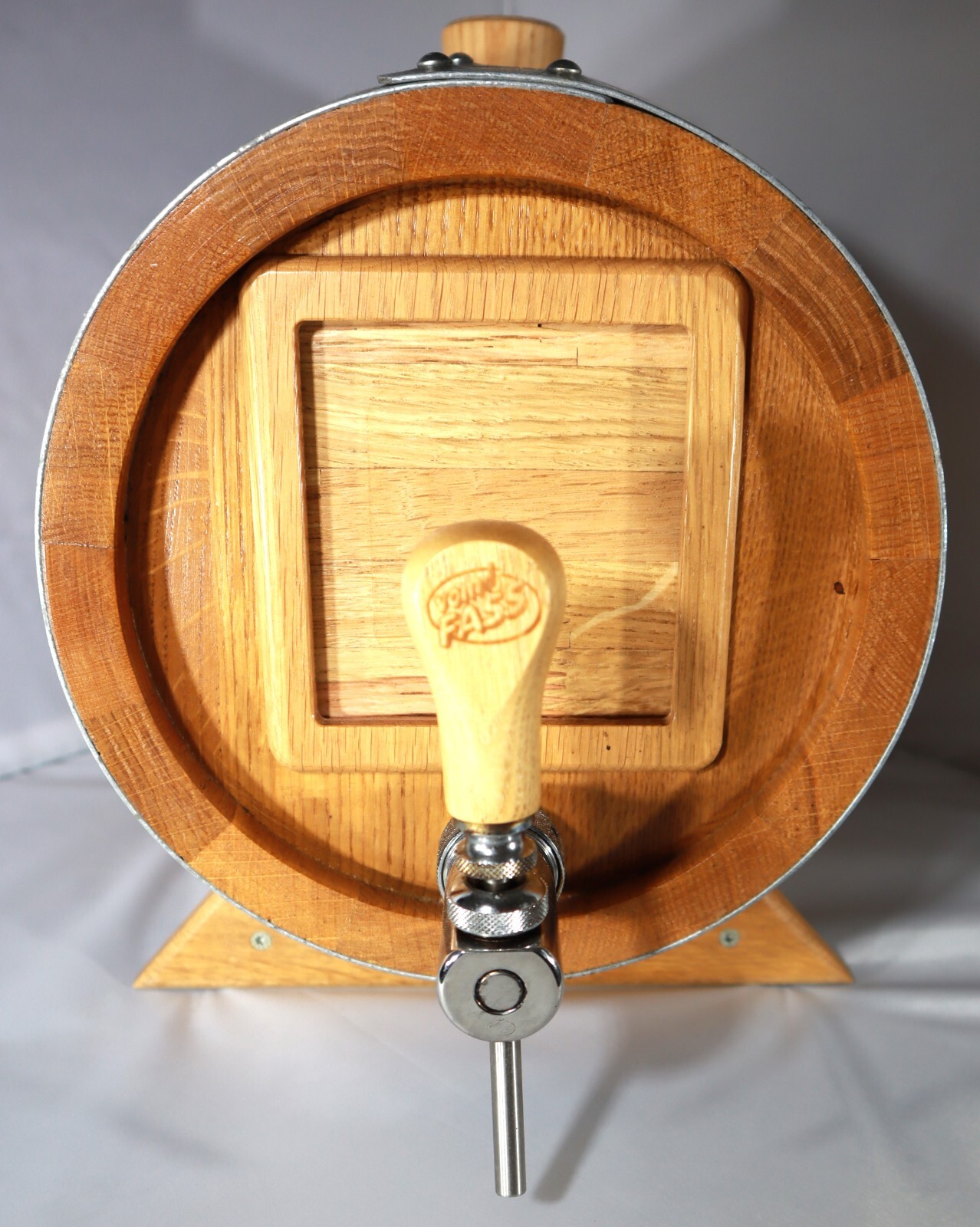 Wood Display Barrel for Bourbon, Whisky, Rye, etc. - holds up to 5 Liters