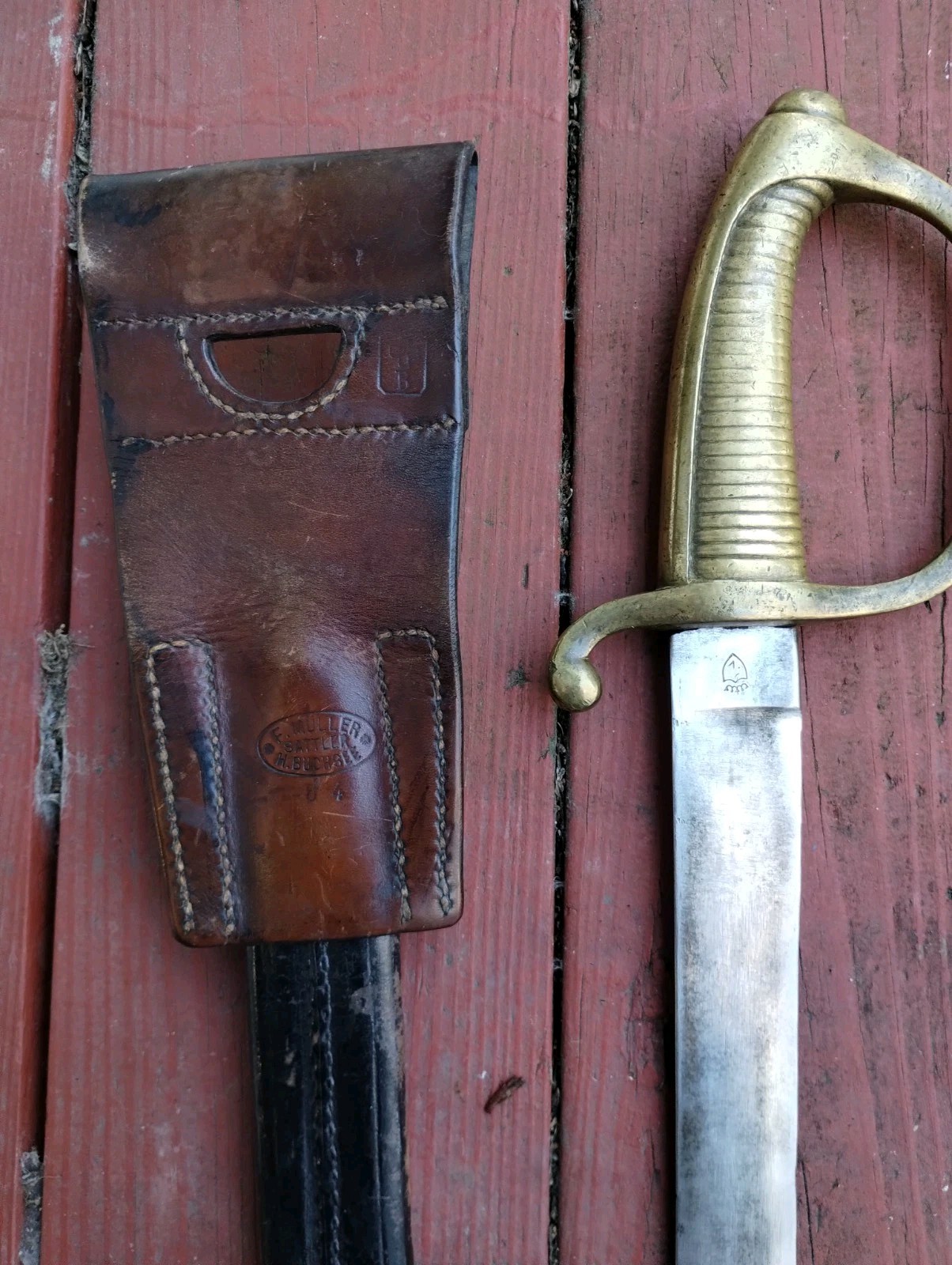 Swiss Army Short Sword / Hanger with sheath 19th cent