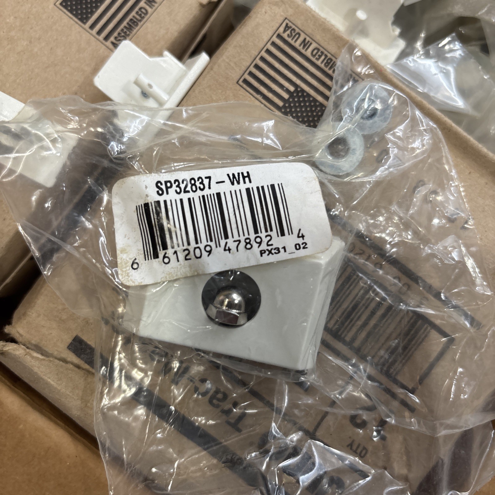 JUNO T23WH Trac-Master Trac Lighting Straight Connector T24WH T25WH T26WH T38WH