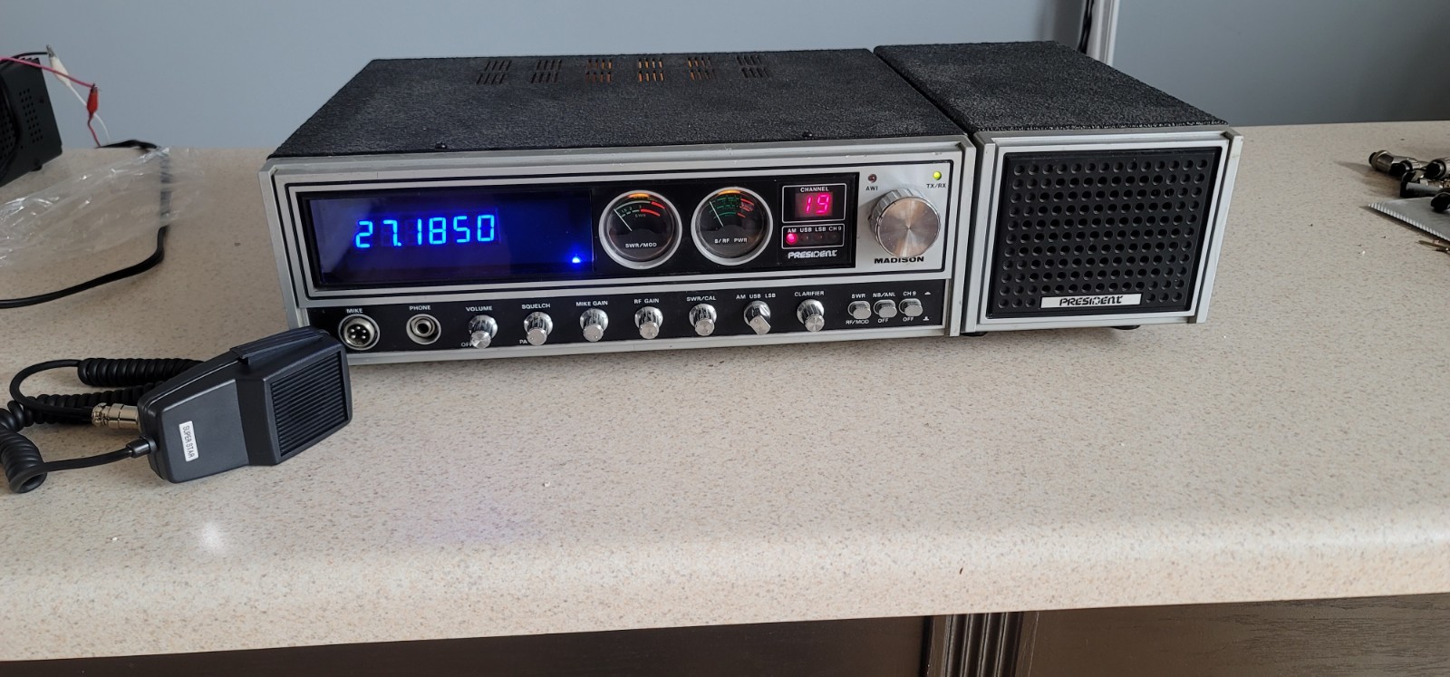 CB BASE  RADIO  PRESIDENT  MADISON   AM SSB W/ EXTRAS