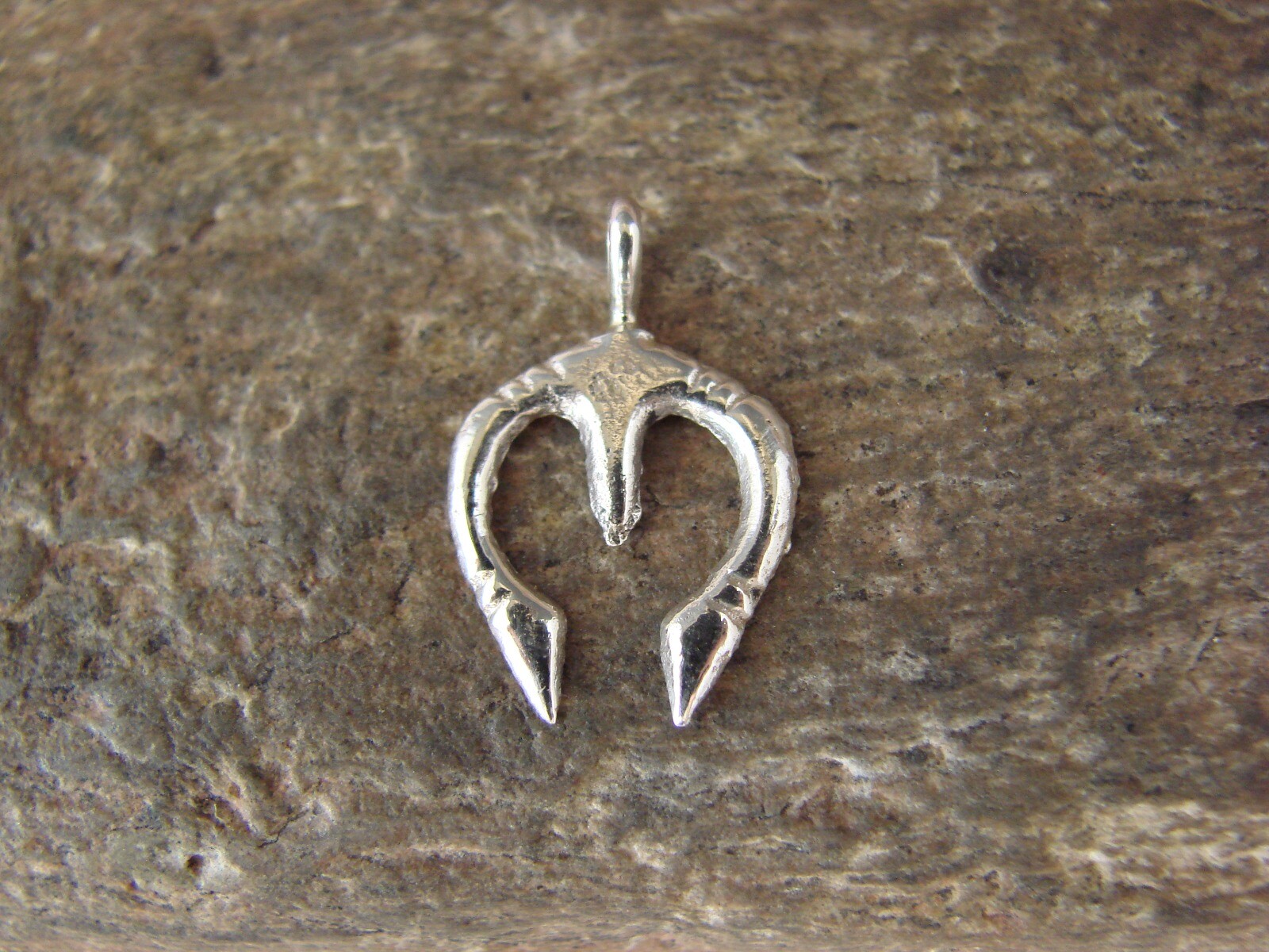 Navajo Indian Cast Sterling Silver Naja Charm Pendant