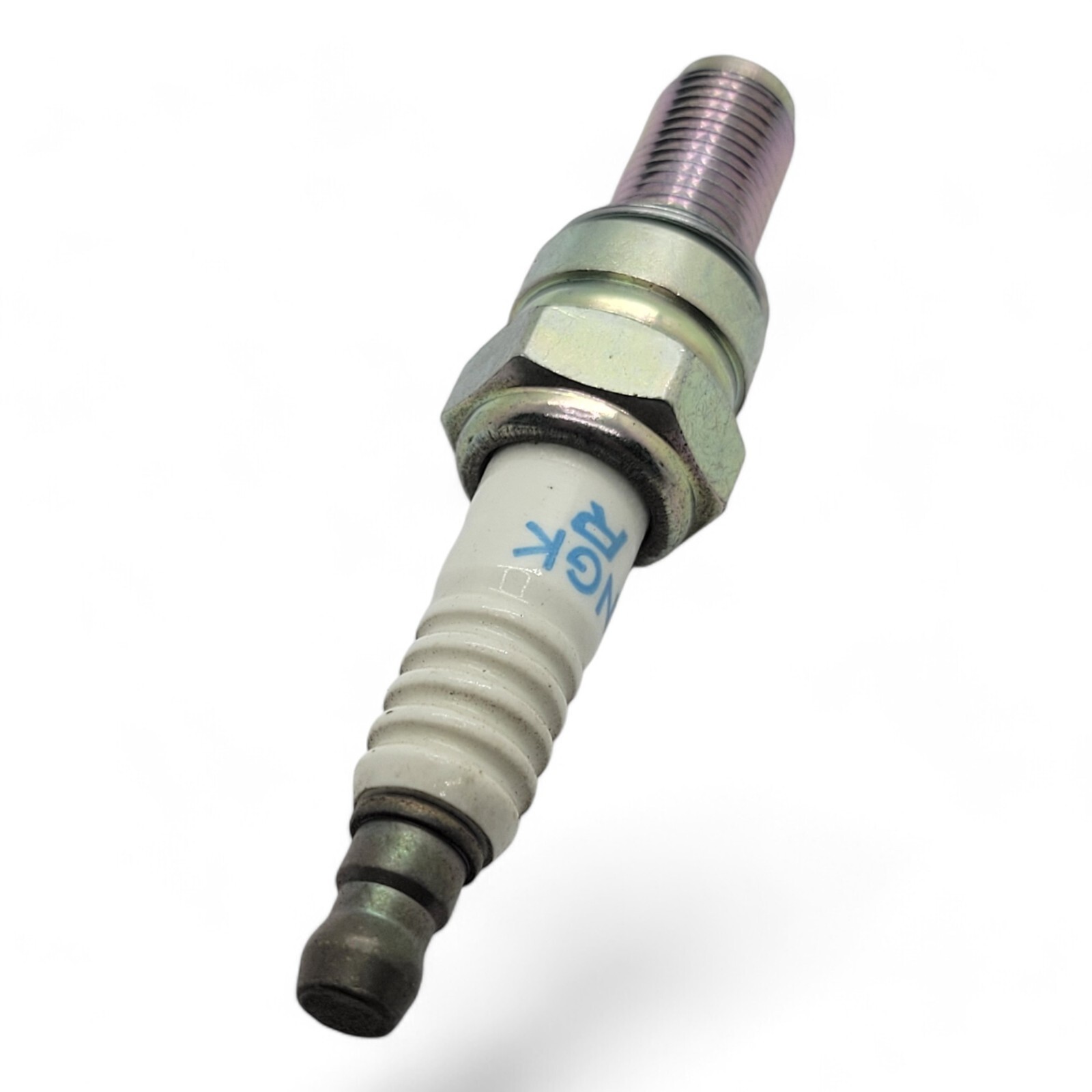 NGK 7784 CR8EB Spark Plug 415129403 92070-0001 8570084 10mm RG6YC 09482-00570