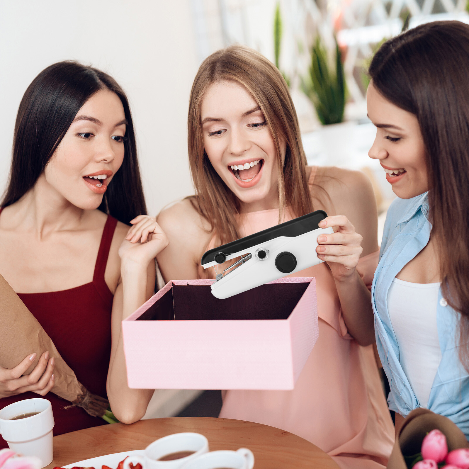 Home Travel Mini Portable Smart Electric Tailor Stitch Hand-held Sewing Machine