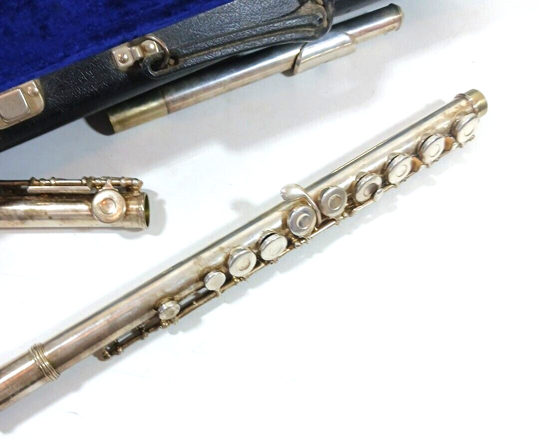 Armstrong Flute Model 104 Student Closed Hole Silver Plated + Case