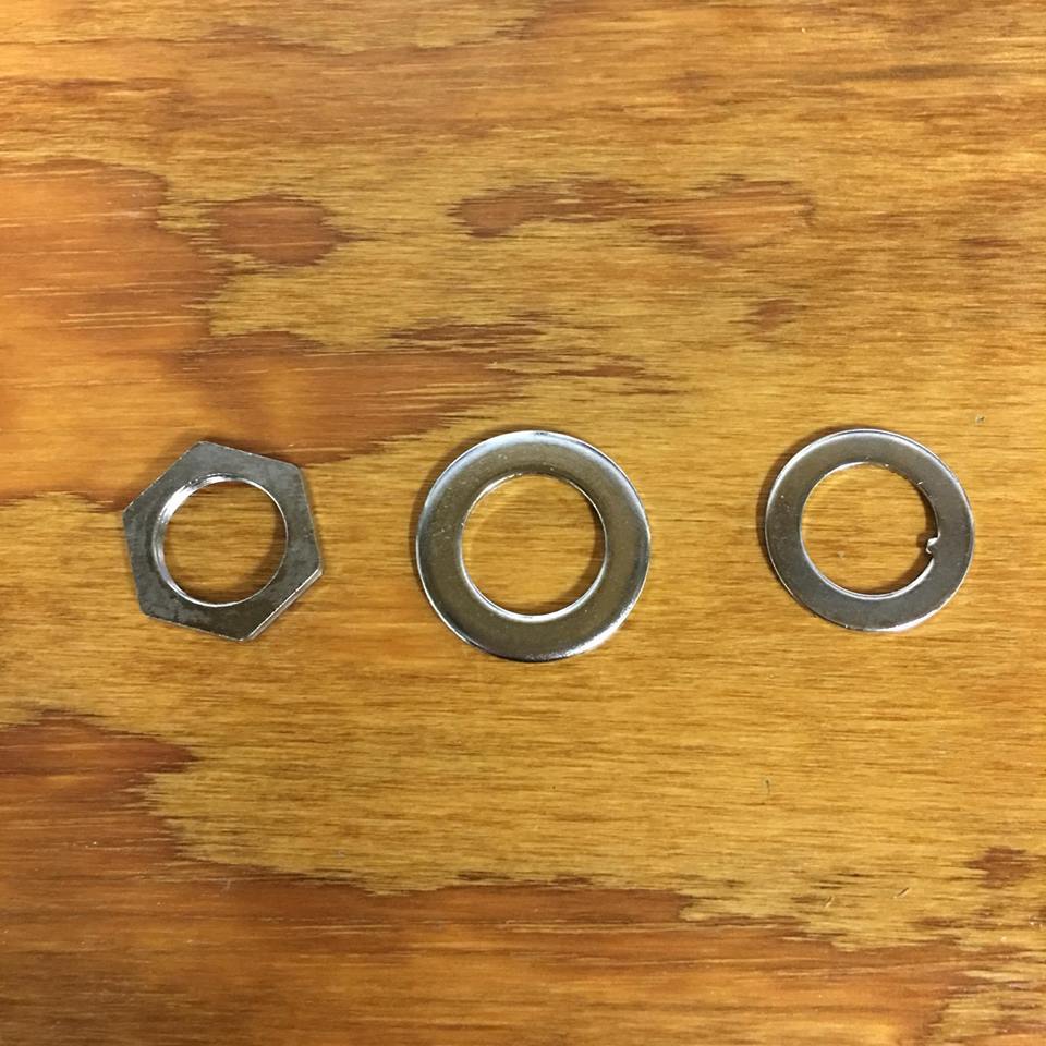 CRANK SET FOR SCHWINN BIKES BOTTOM BRACKET CUPS BEARING