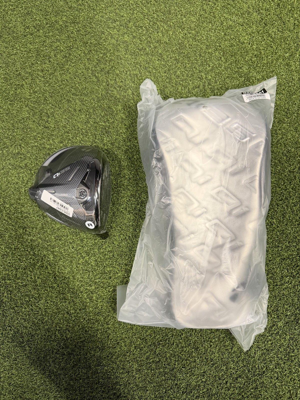 *FACTORY SEALED* Taylormade Qi35 Max Driver RH 9 Head Only | Headcover Included!