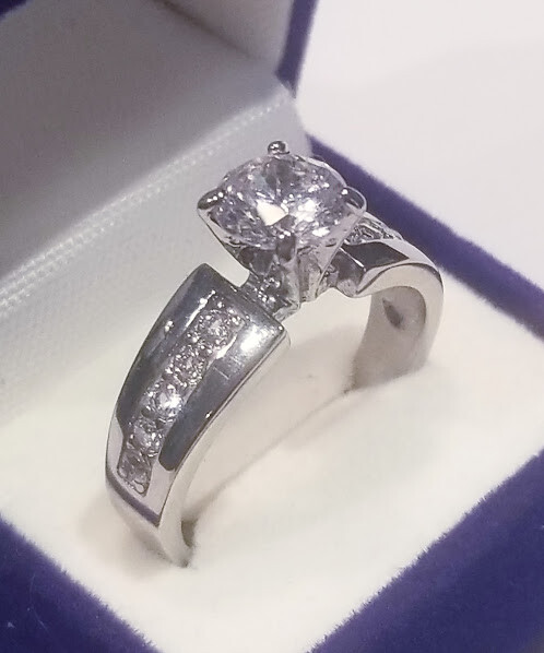 CLEARANCE SALE! 2.00 Ct LC Moissanite Solitaire Engagement Ring Stainless steel