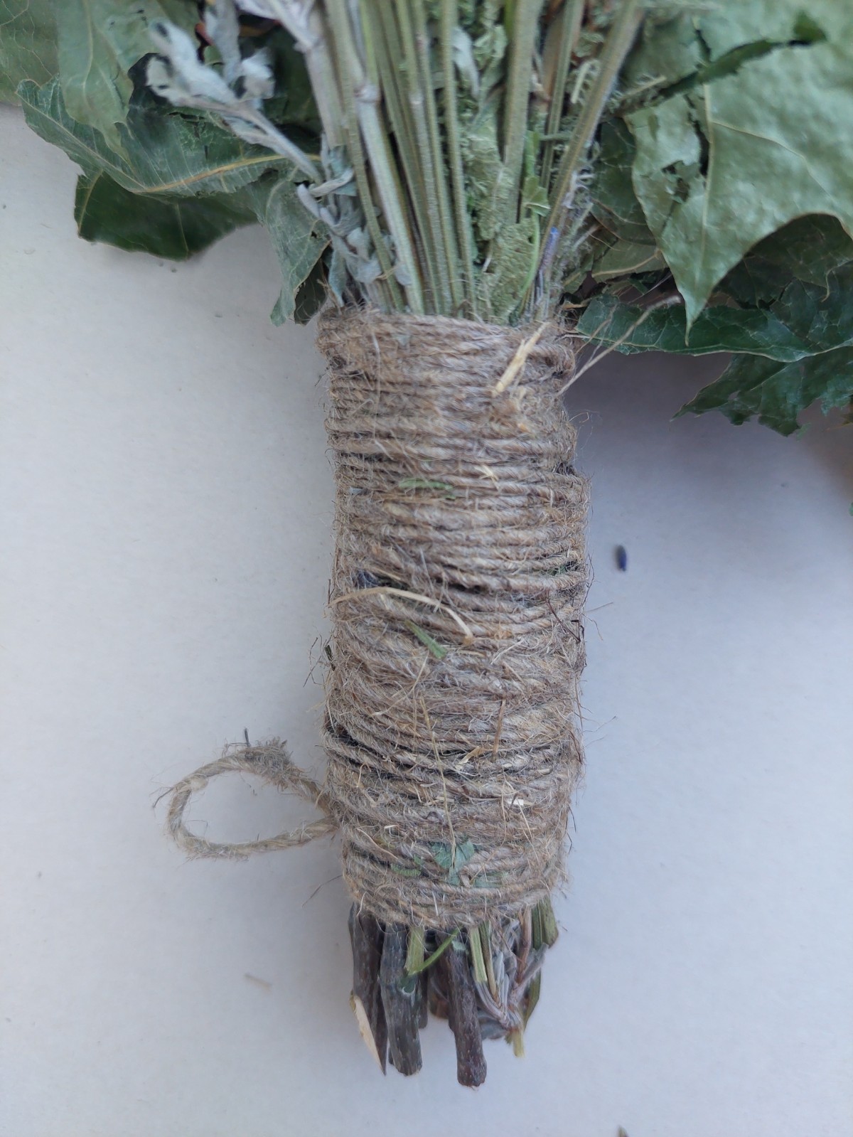 12st Oak brooms+herbs sauna banya venik whisks Eiche eco 2025 Ukrainian free shi