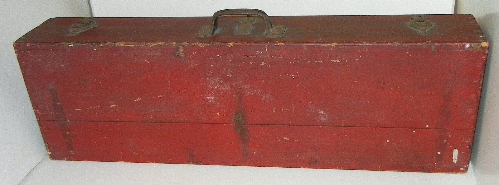 VINTAGE ANTIQUE ED LEE HEISLERVILLE NJ CARPENTER WOOD TOOL BOX OLD RED PAINT