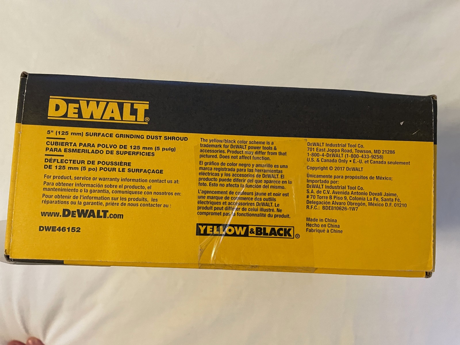 DEWALT 5" Surface Grinding Dust Shroud Attachment 5-Inch DWE46152 - DAMAGED BOX