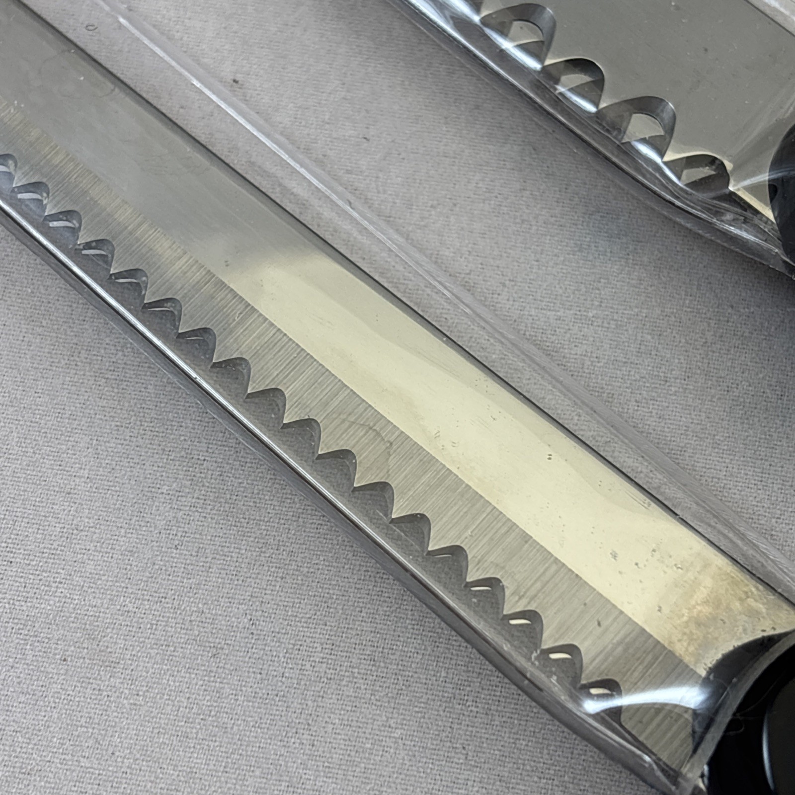 Electric Knife With Blades & Carving Fork w/Carry Case Food Network (FNKNB1000)