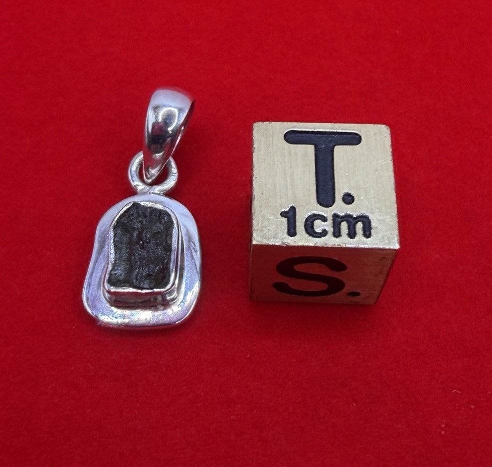 Moldavite Tektite Pendant, Czech Republic, Authentic Moldavite, 1.67g