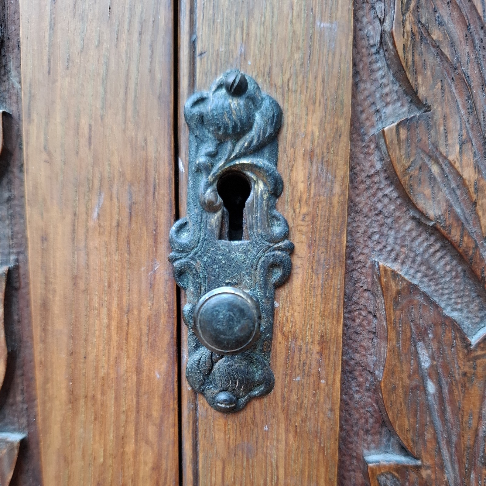 Vintage Antique Edwardian Arts and Crafts Wooden Smokers Cabinet 2 Drawers 32cm