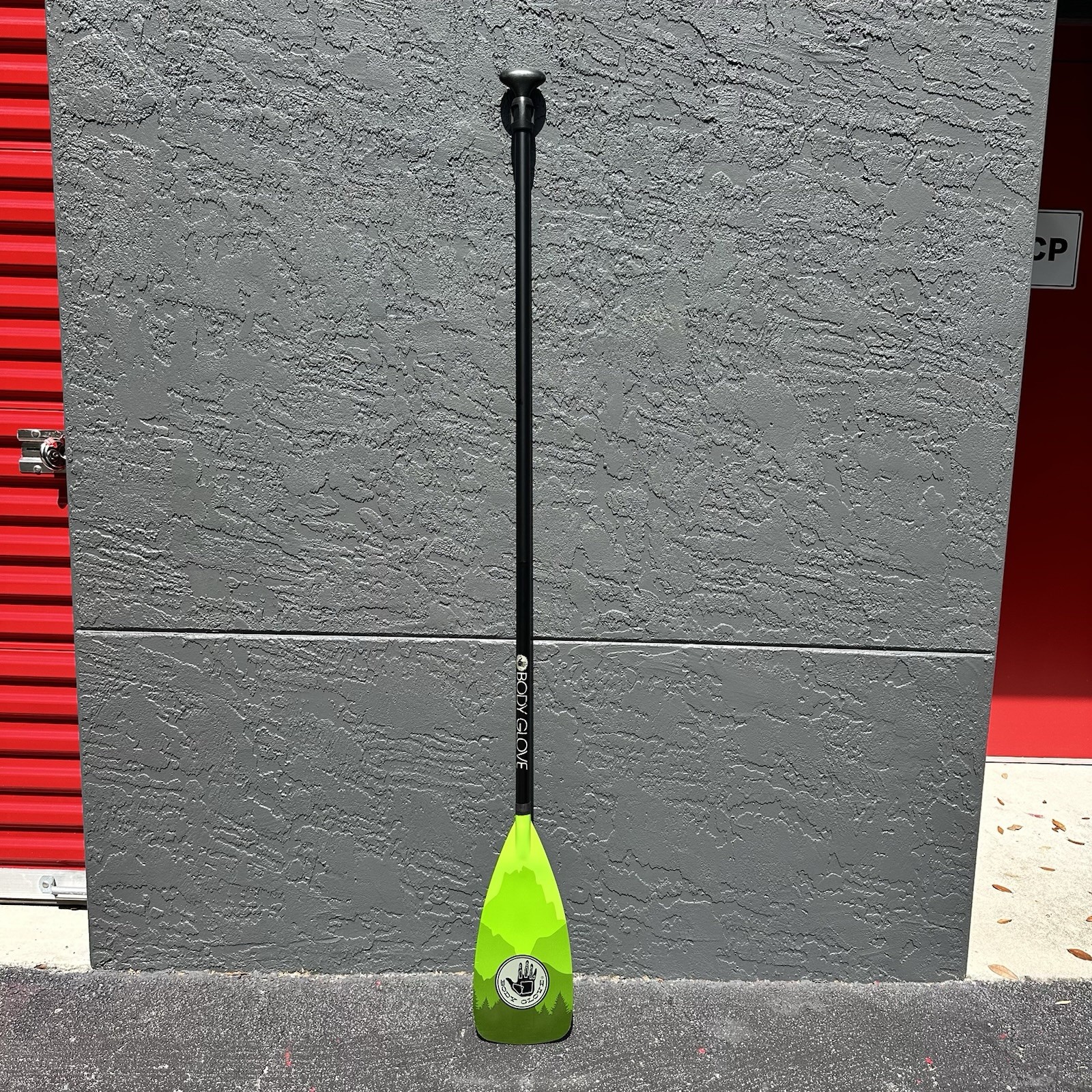 3-Piece Adjustable SUP Paddle –Lightweight, Floating Aluminum Shaft (Body Glove)