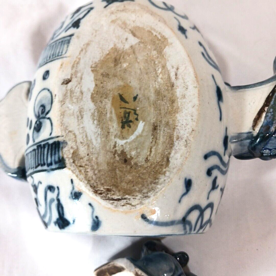 Antique Chinese Blue White Porcelain Mouse Incense Burner Box Signed REPAIR