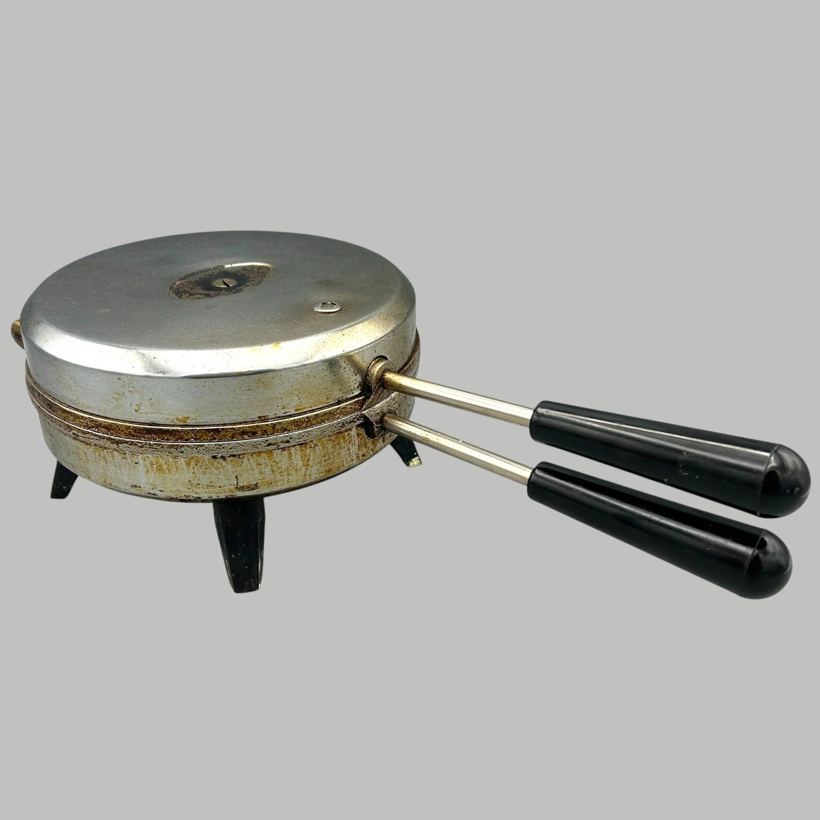 Vitantonio Pizzelle Maid Model 400 Automatic Pizzelle Maker Italian Cookie Used