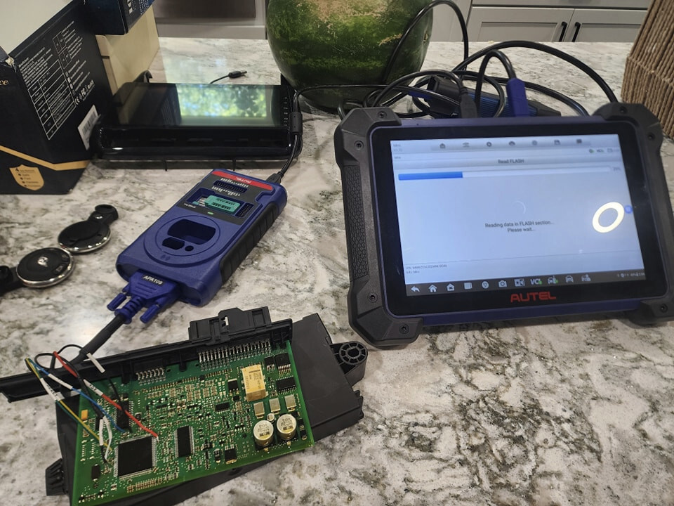 MINI COOPER KEY PROGRAMMING All keys lost and add a key CAS3 and CAS3+ 2006-2014