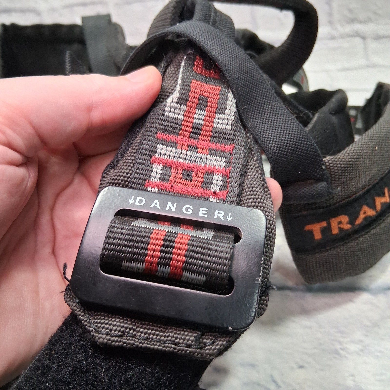 Trango Peak Climbing Harness Adult Size Small Outdoor Rock Climbing Gear