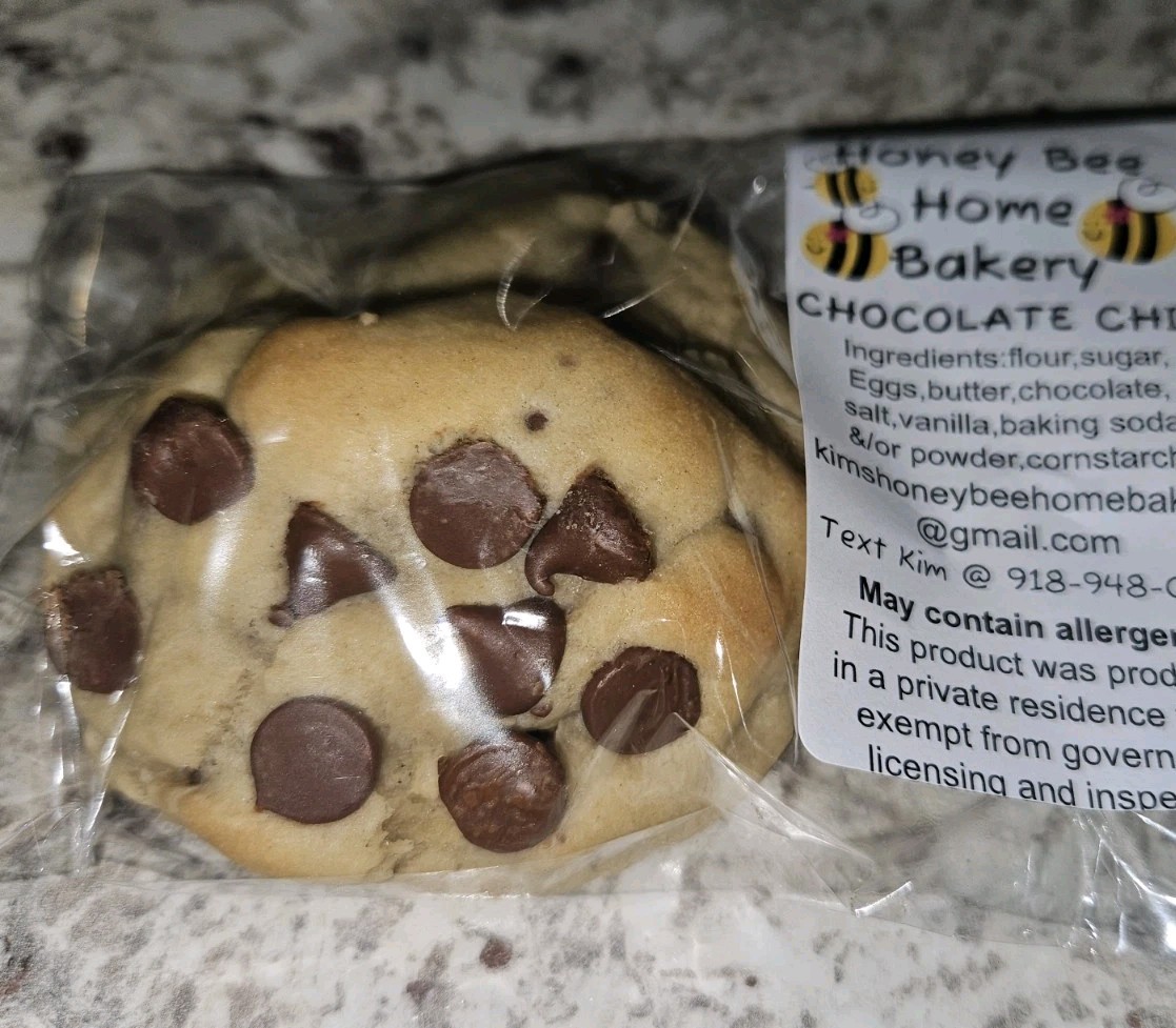 6 Pack THICK NYC Chocolate Chip Cookies