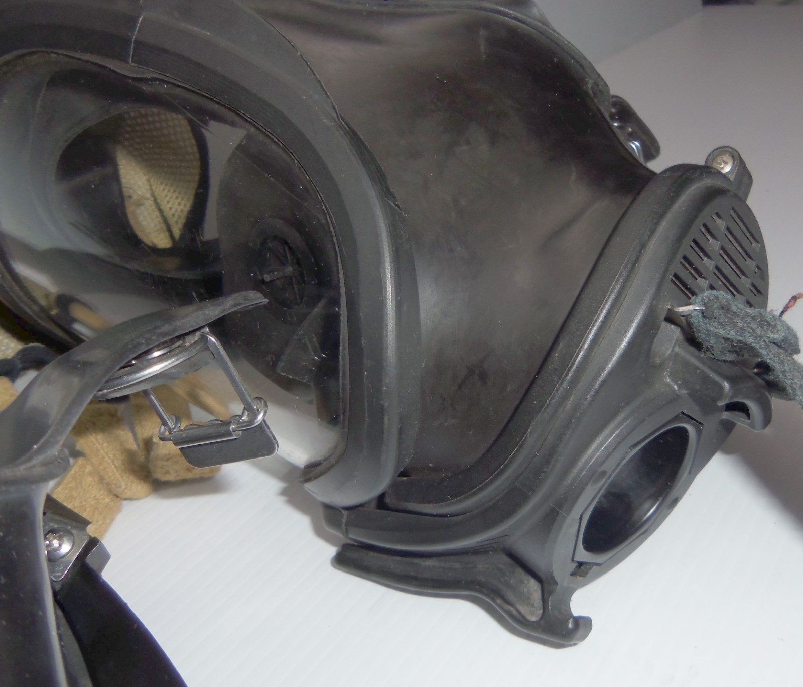 2 MSA Ultra-Elite Firehawk MMR SCBA Med. Facepieces & 2 Nightfighter Systems