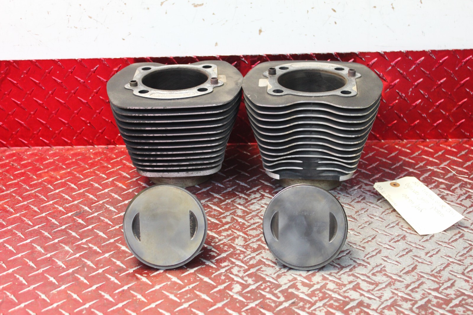 2007 HARLEY DAVIDSON HERIATGE SOFTAIL 96 OEM STOCK CYLINDER JUGS & PISTONS HST26