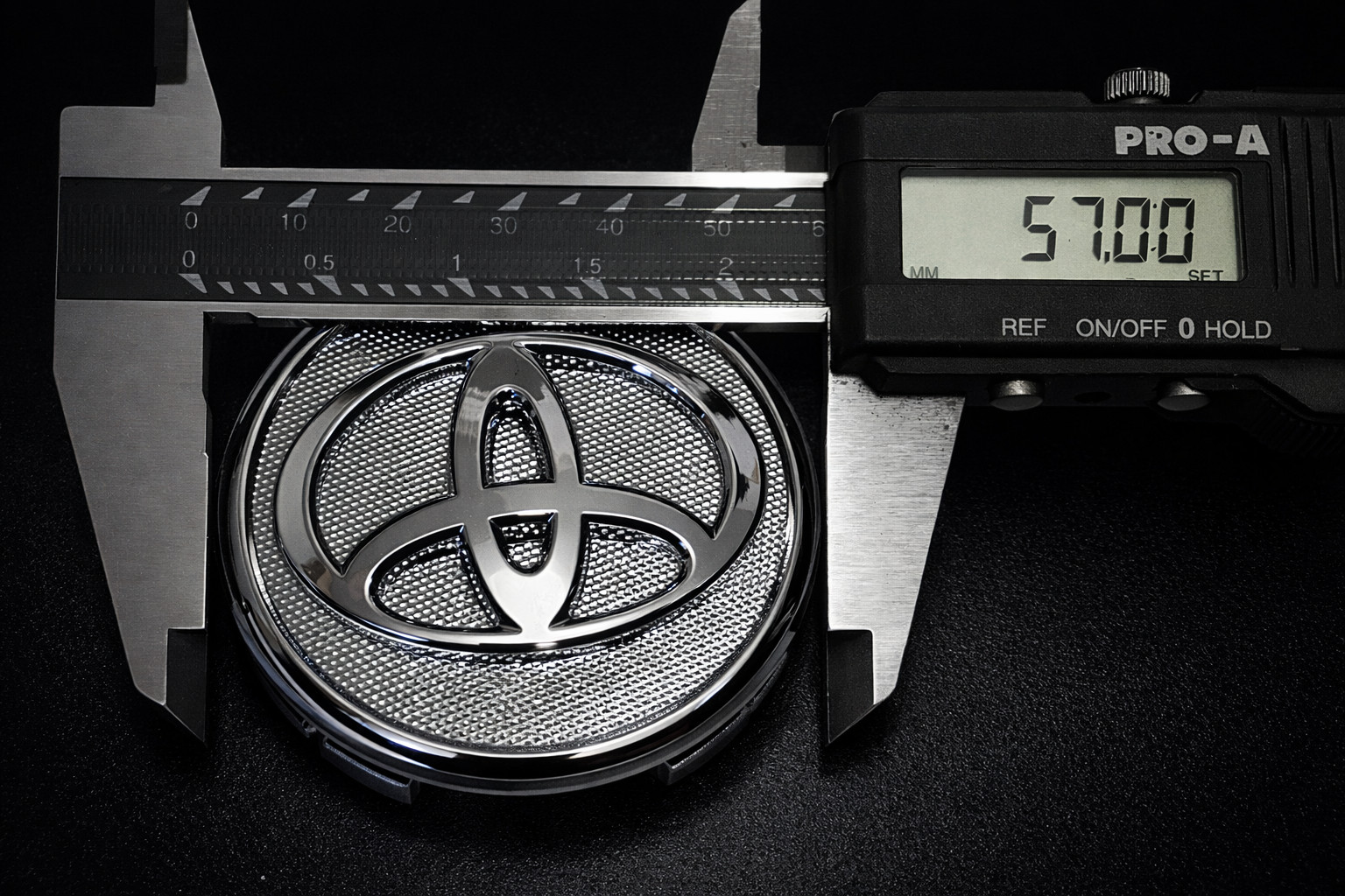 Set of 4 Toyota Wheel Center Hub Caps 57mm Chrome Logo Prius Corolla Yaris