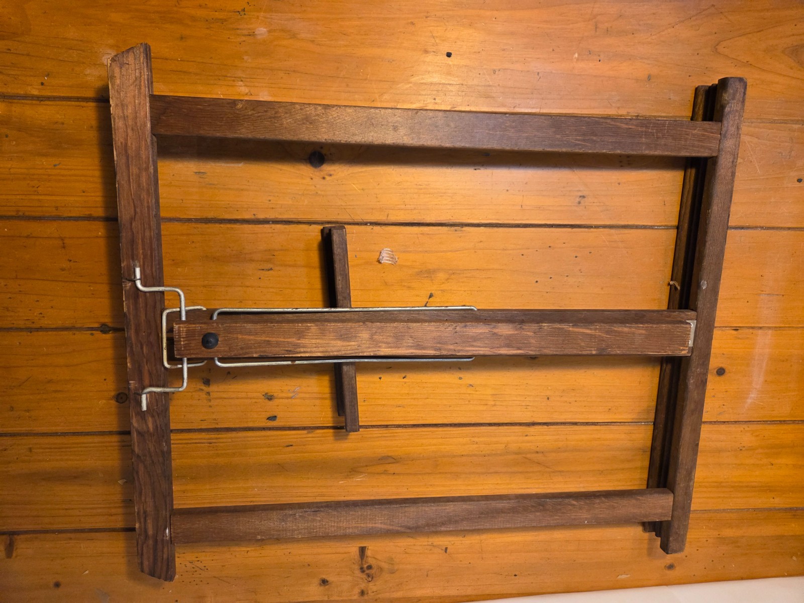 Vintage MCM Anco Bilt Tabletop Easel Wood Stand Art Display Portable