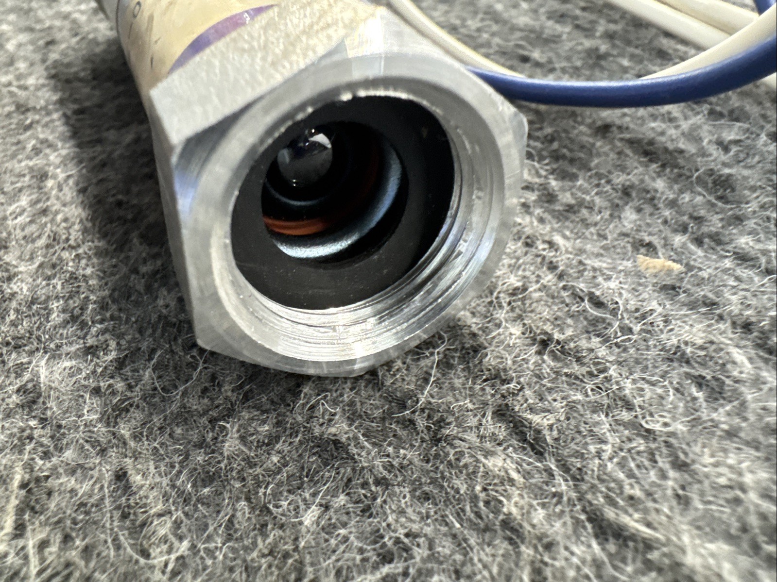 OEM Original Honeywell C7027A1049 C7027A-1049 Flame Detector Sensor 1/2" NPT