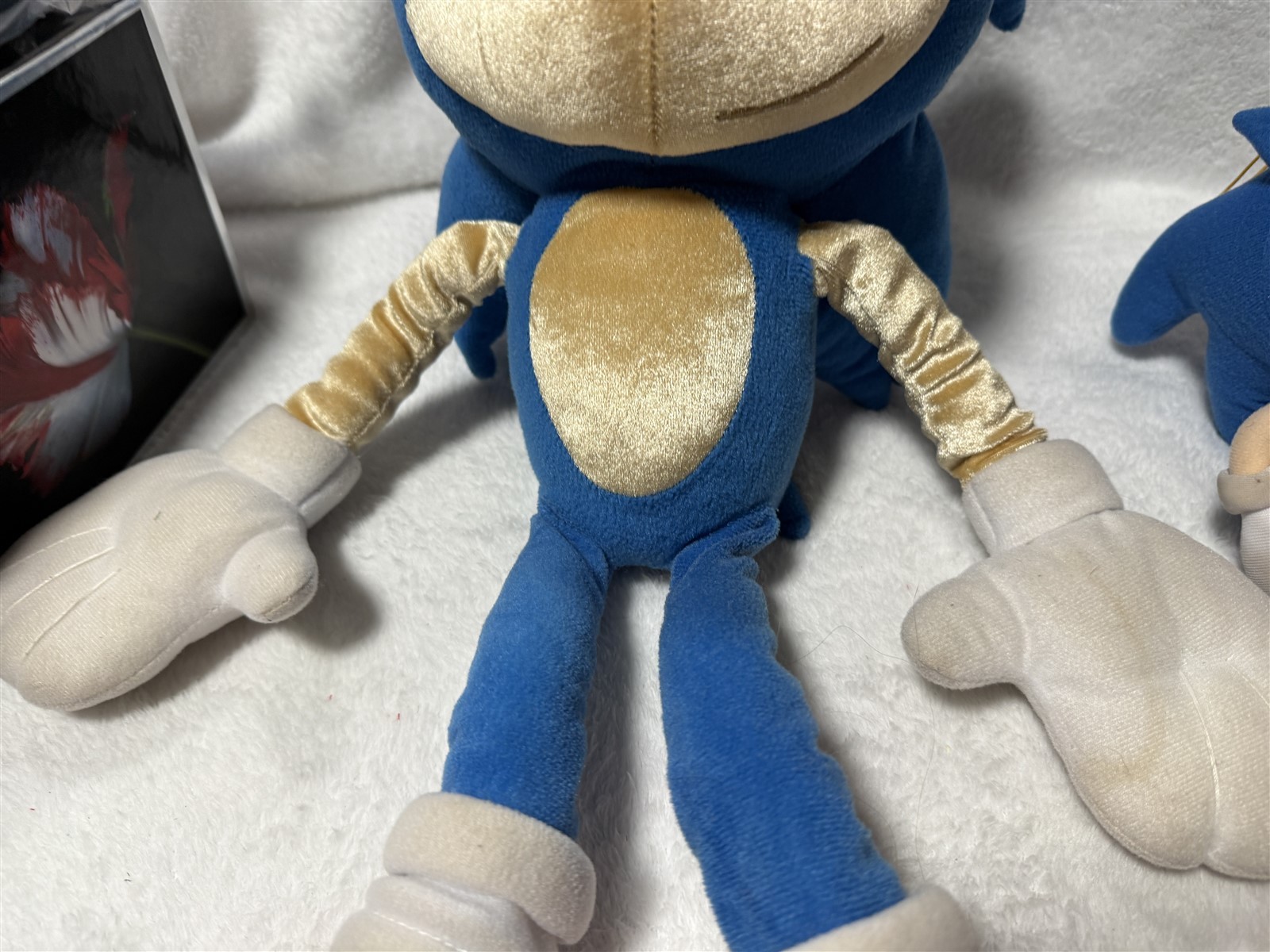 LOT OF 2 SONIC THE HEDGEHOG PLUSH STUFFED TOYS "COULD USE CLEANING"