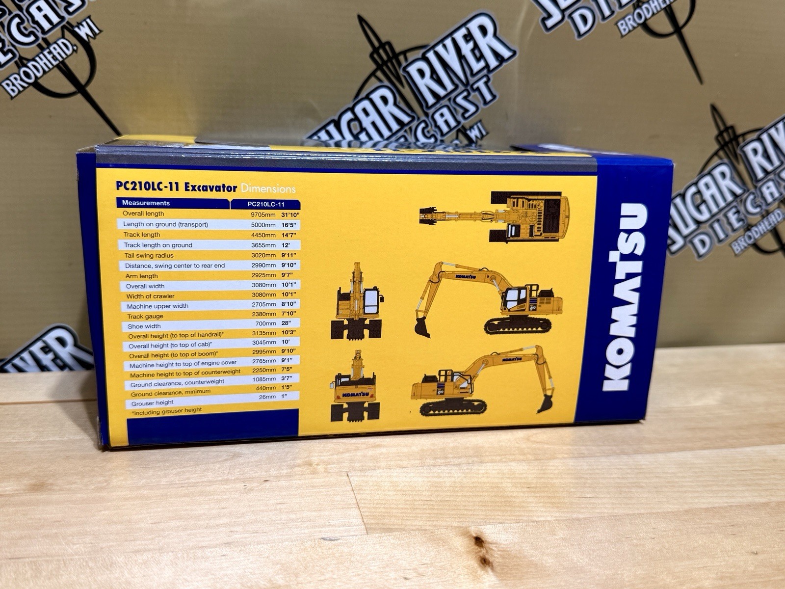 1:64 Komatsu PC210LC-11 Excavator First Gear Farm Toy Metal Tracks
