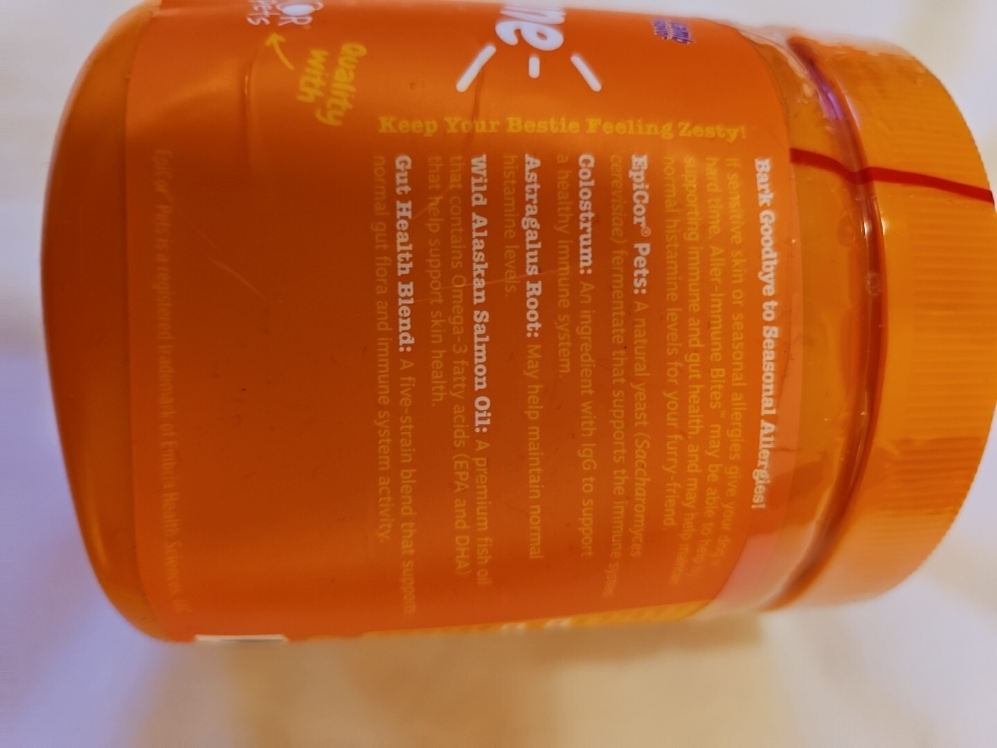 ZESTY PAWS Allergy Immune Supplement for Dogs - With Omega 3 Salmon Fish Oil &