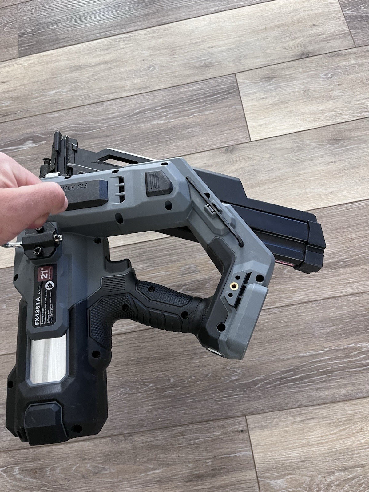 Flex 21 Degree Framing Nailer FX4351A 24V Cordless 21' Framing Nailer Tool Only