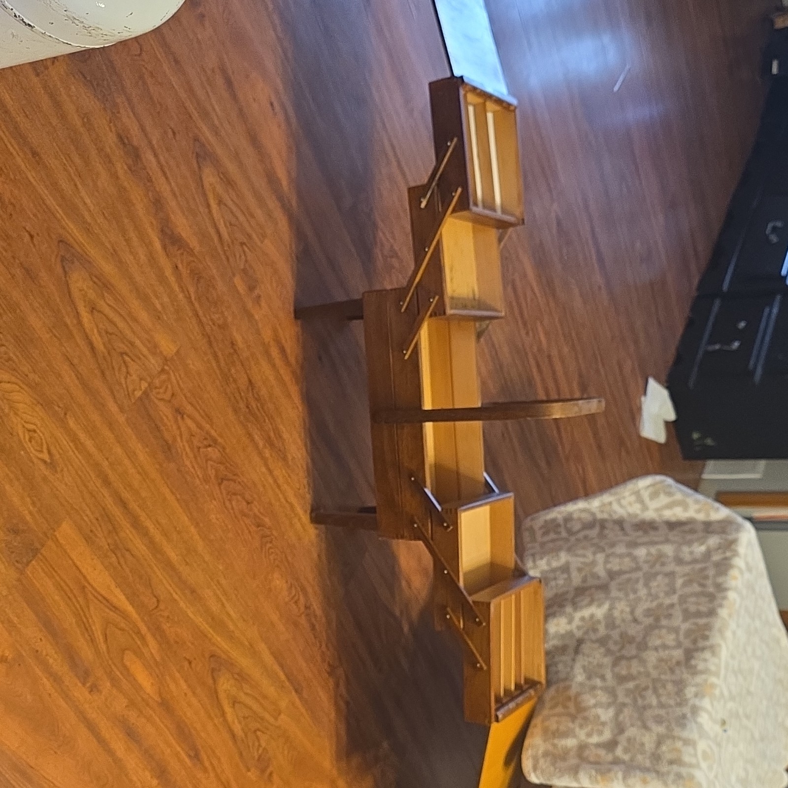 strommen broke 3 tier according wooden sewing box