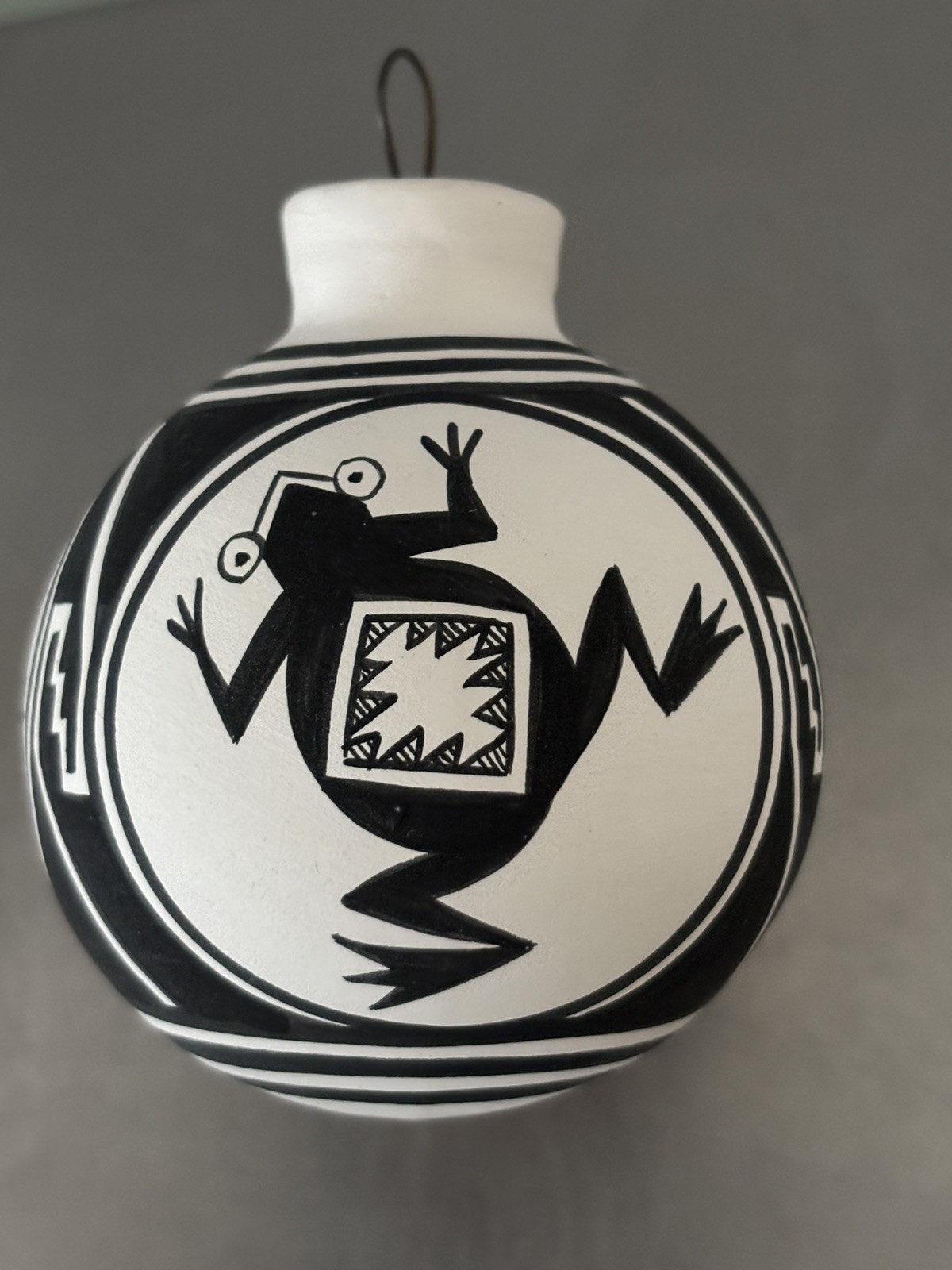 Signed Kimo DeCora Isleta Pueblo Pottery 3” Ornament Southwest Frog FREE SHIP