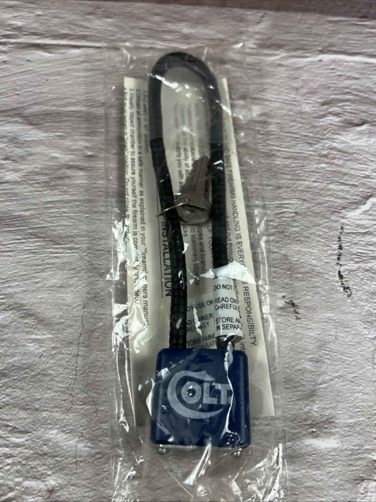 COLT Factory Cable Lock Pistol Lock with 2 Keys New In Package