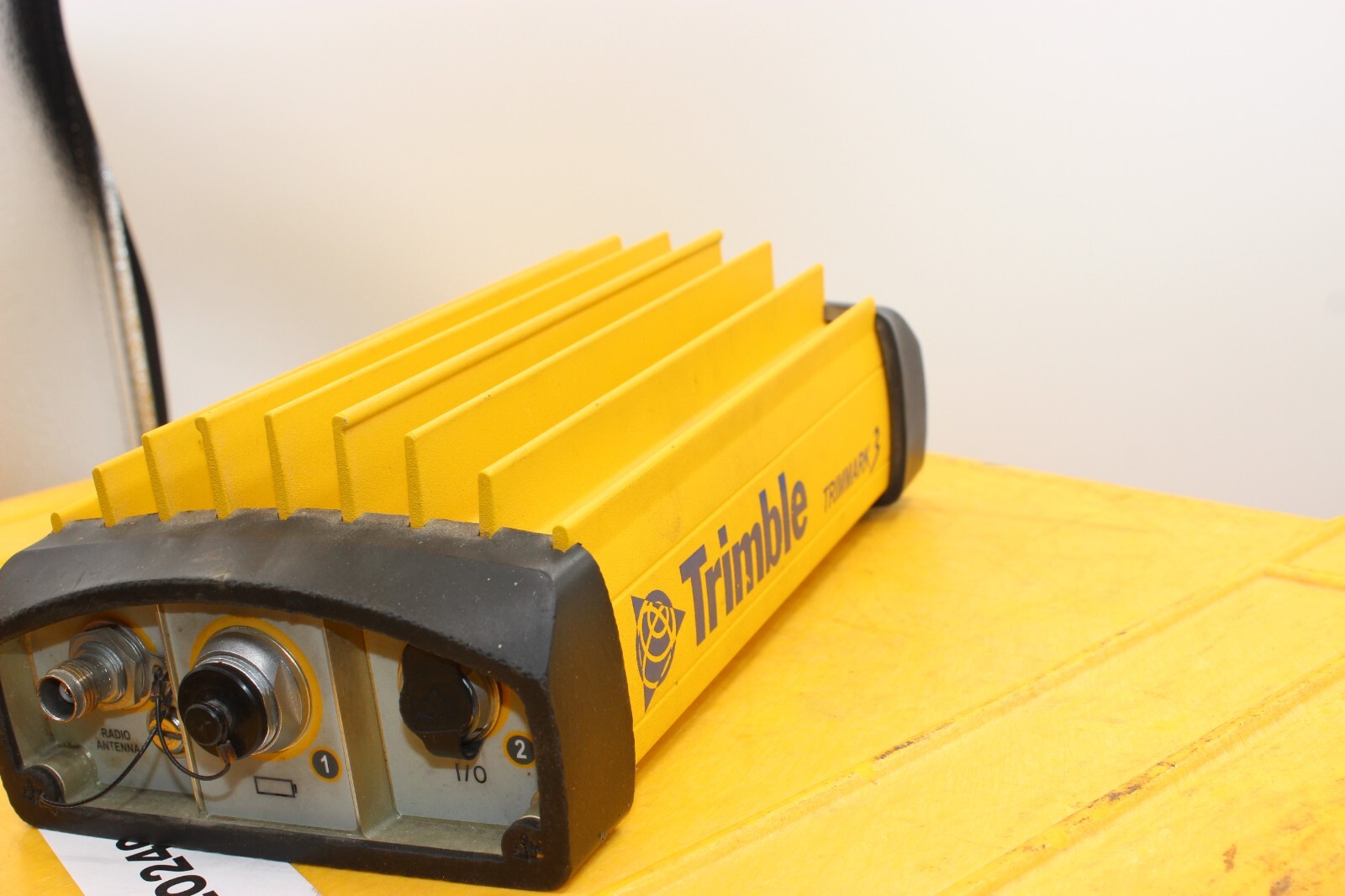 Trimble Trimmark 3 450 - 470MHz UHF Base Radio with Accessories CASE