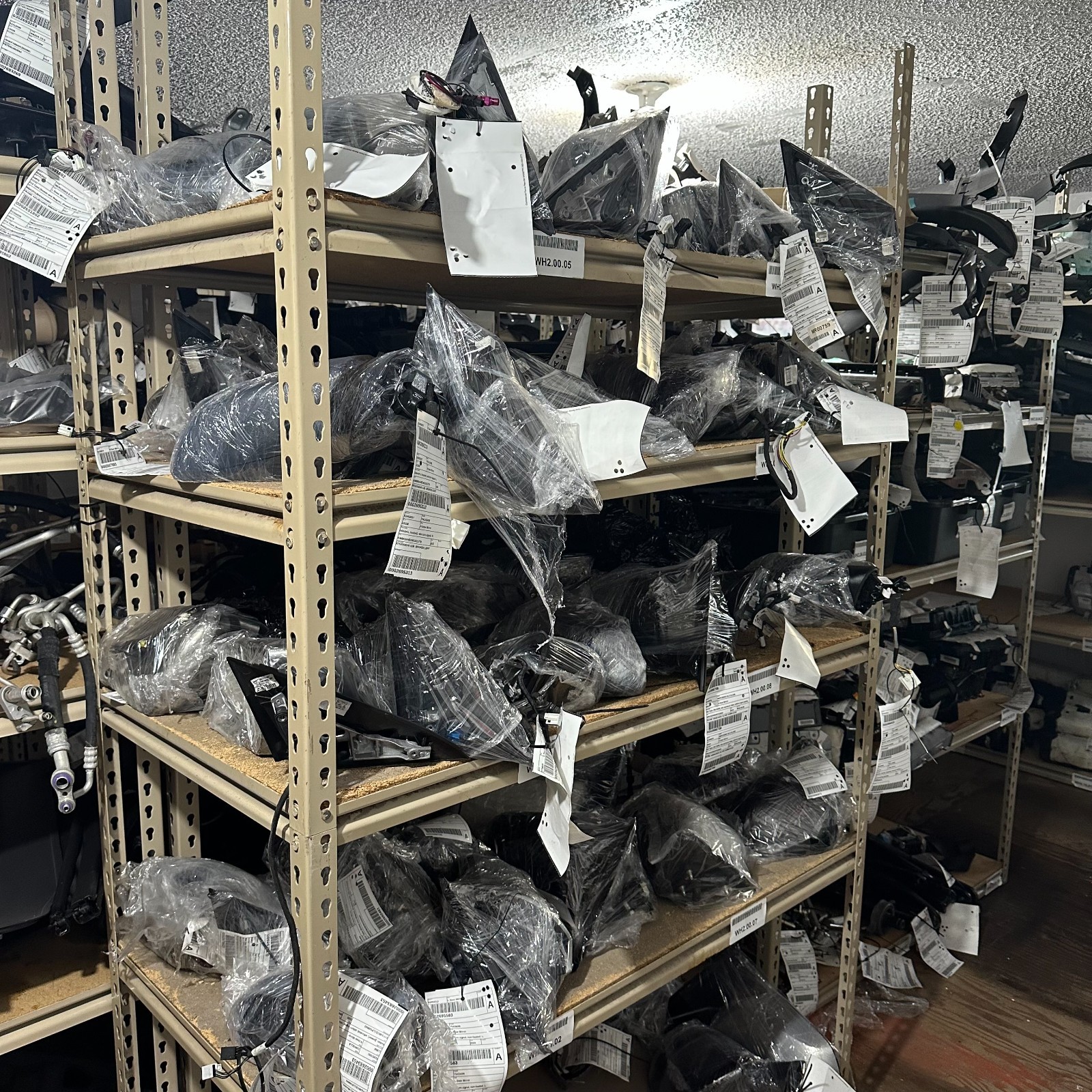 TOYOTA COROLLA Sedan Display and receiver 8614002E71 2021 2022 OEM