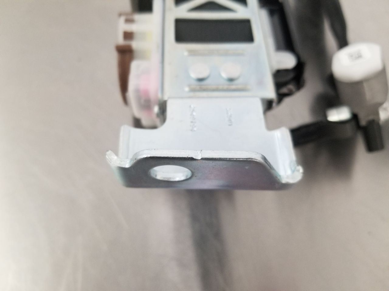 22 2022 NISSAN FRONTIER CREW CAB OEM DRIVER LEFT FRONT SEAT BELT RETRACTOR BLACK