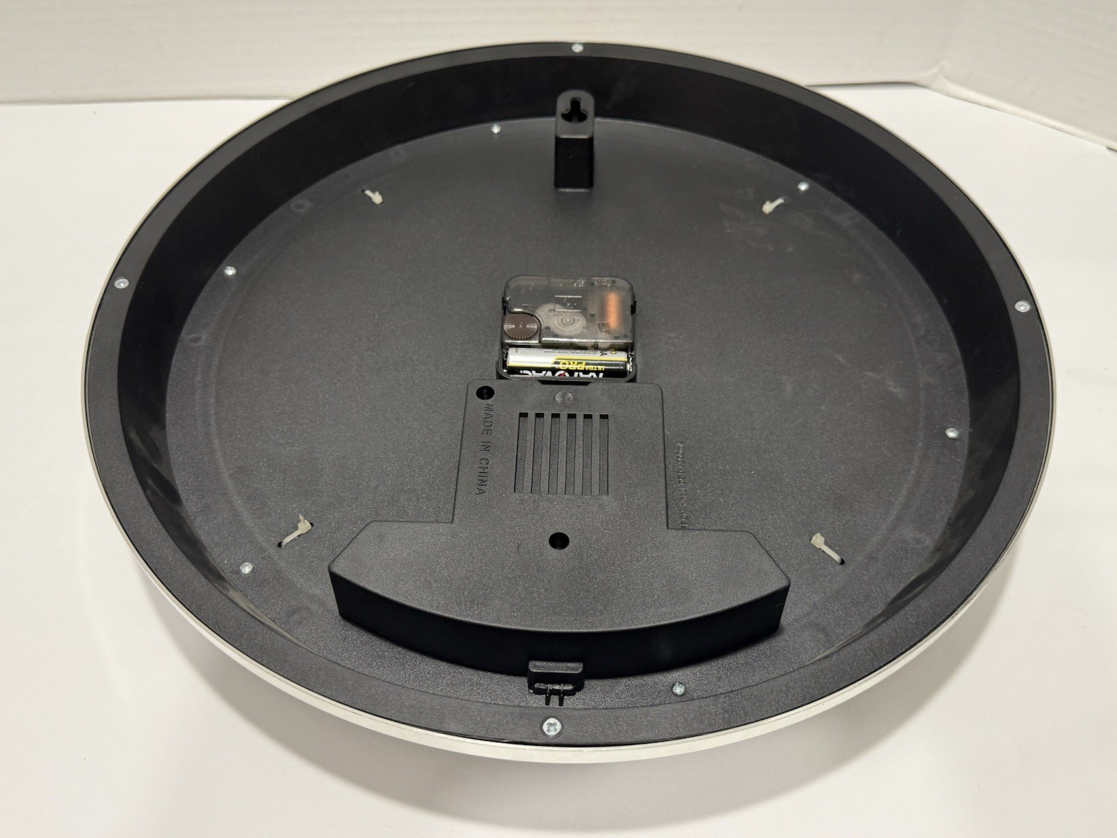 General Motors Oldsmobile Service 15" Neon Sign Clock 8OLDSM Working