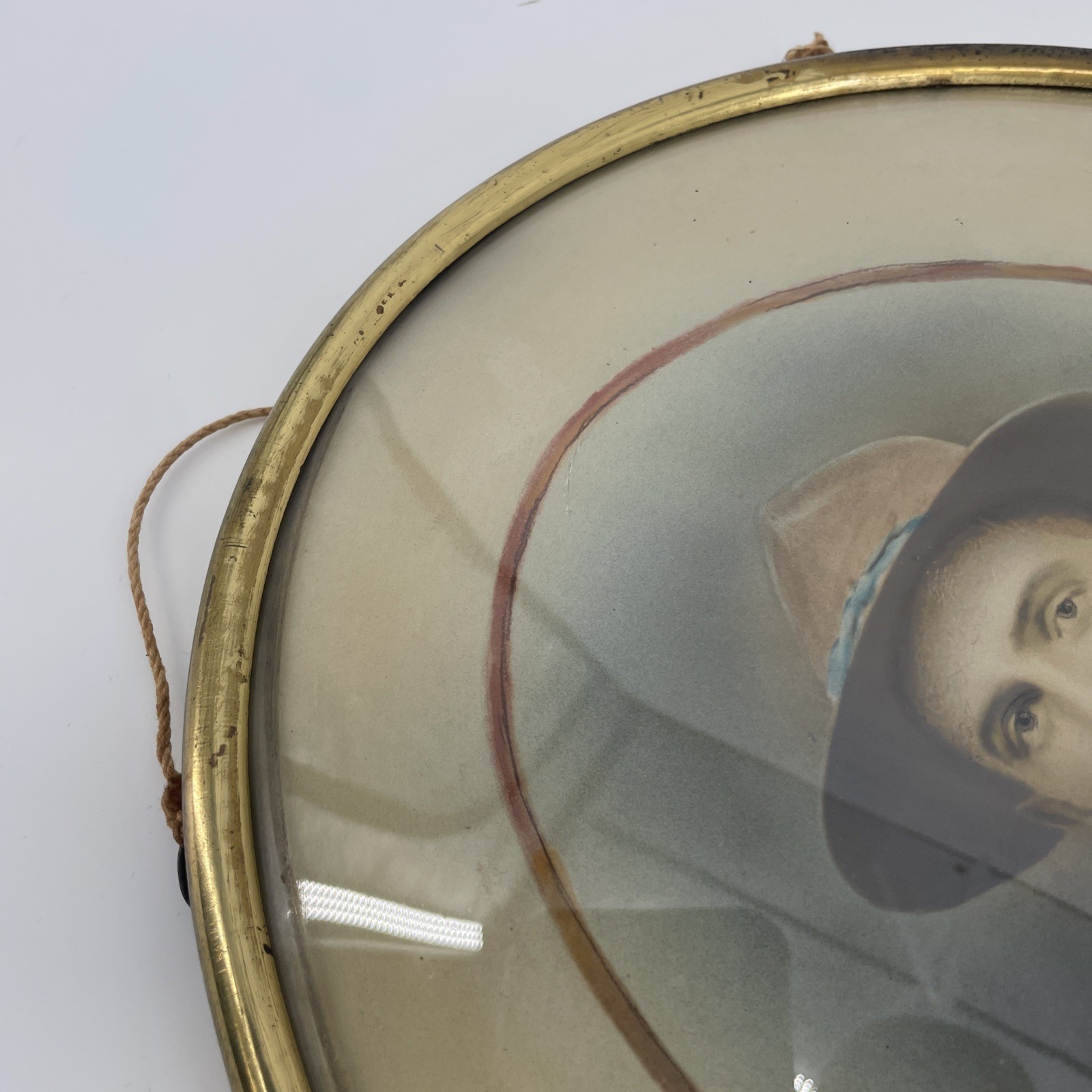 Vintage WW1 Convex Glass Soldier Military Portrait US Army Oval Frame - 14”x11”