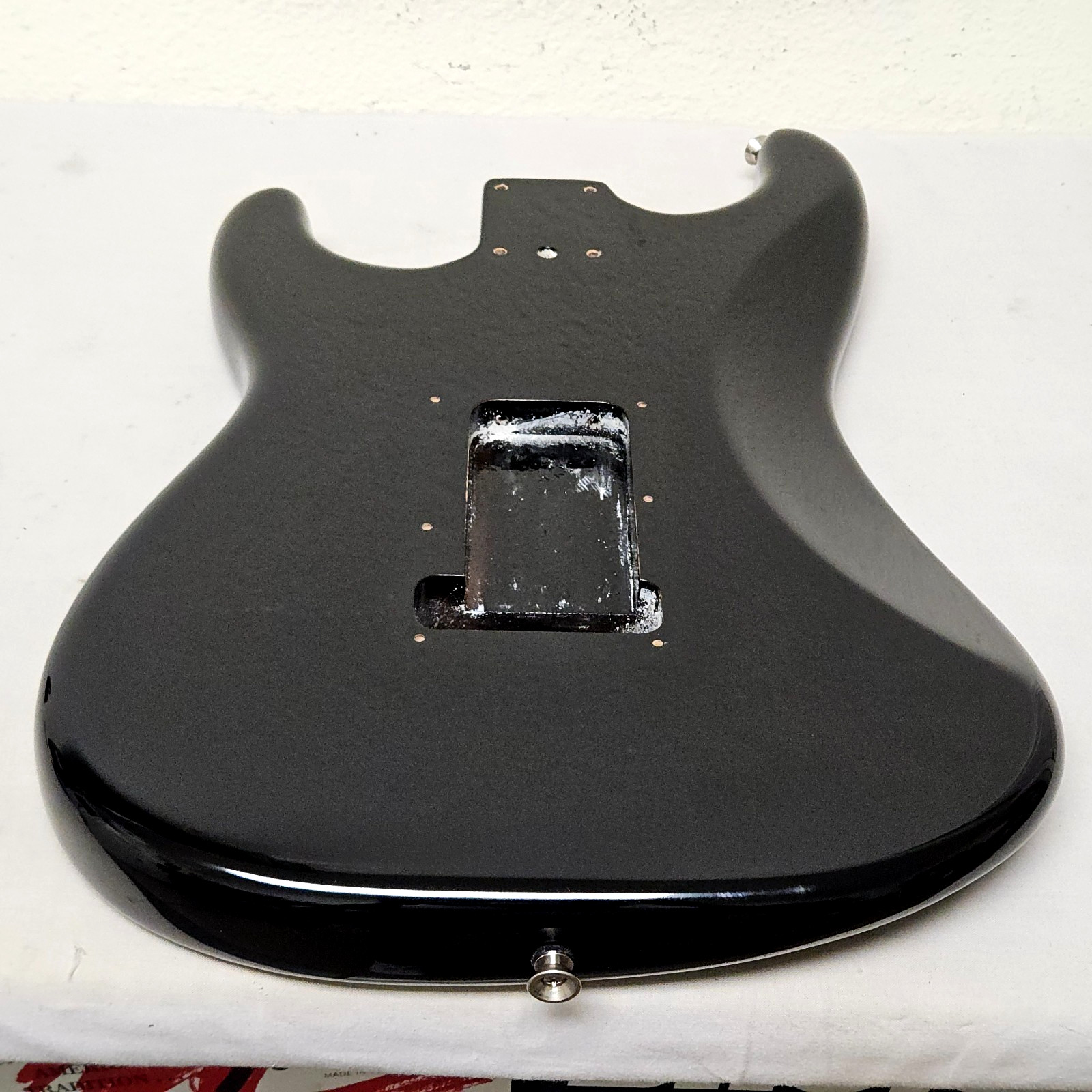 2016 Fender American Standard Strat Alder Body Gloss Black - USA Stratocaster