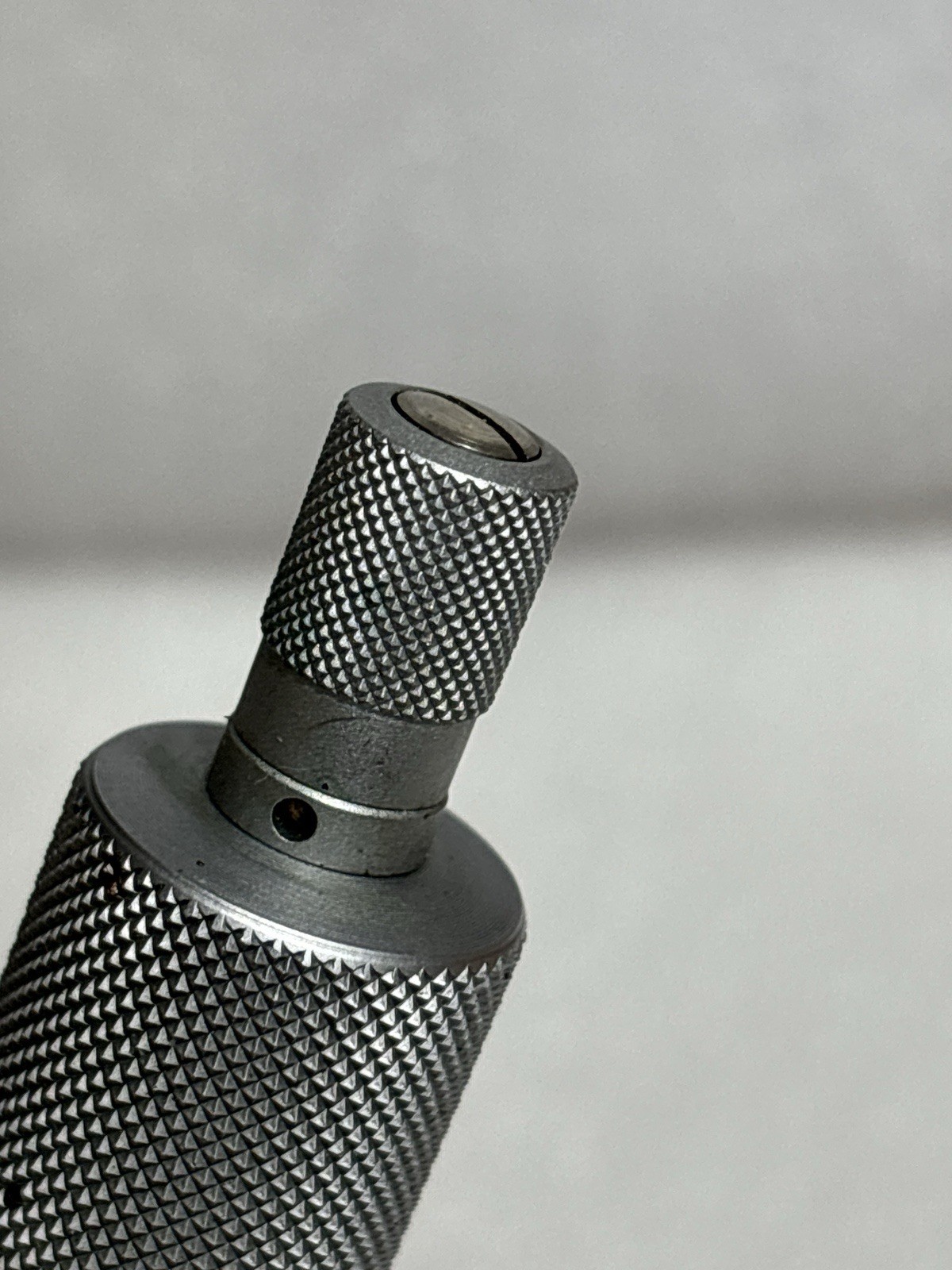 Mitutoyo 126-137 Screw Thread Micrometer 0–1" w/ 12 Anvils 0.001" as Pictured