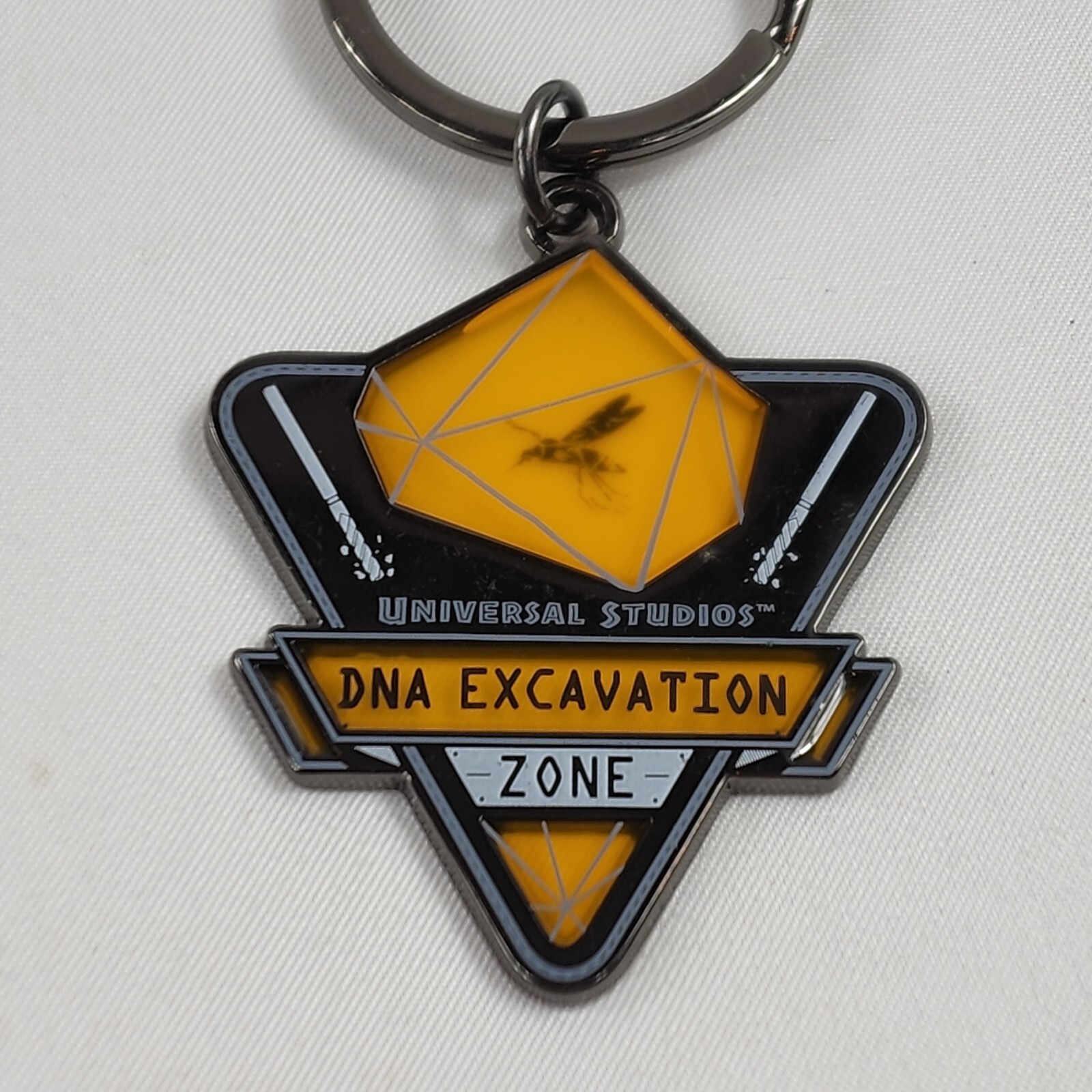 Universal Studios Jurassic Park World Limited Edition Keychain Amber Mosquito